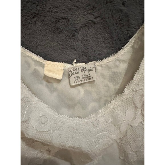 Vintage 60s Slip Sz 34 M White Rayon Nylon Crepe Bias Cut Lace Trim Back Magic - Picture 4 of 4